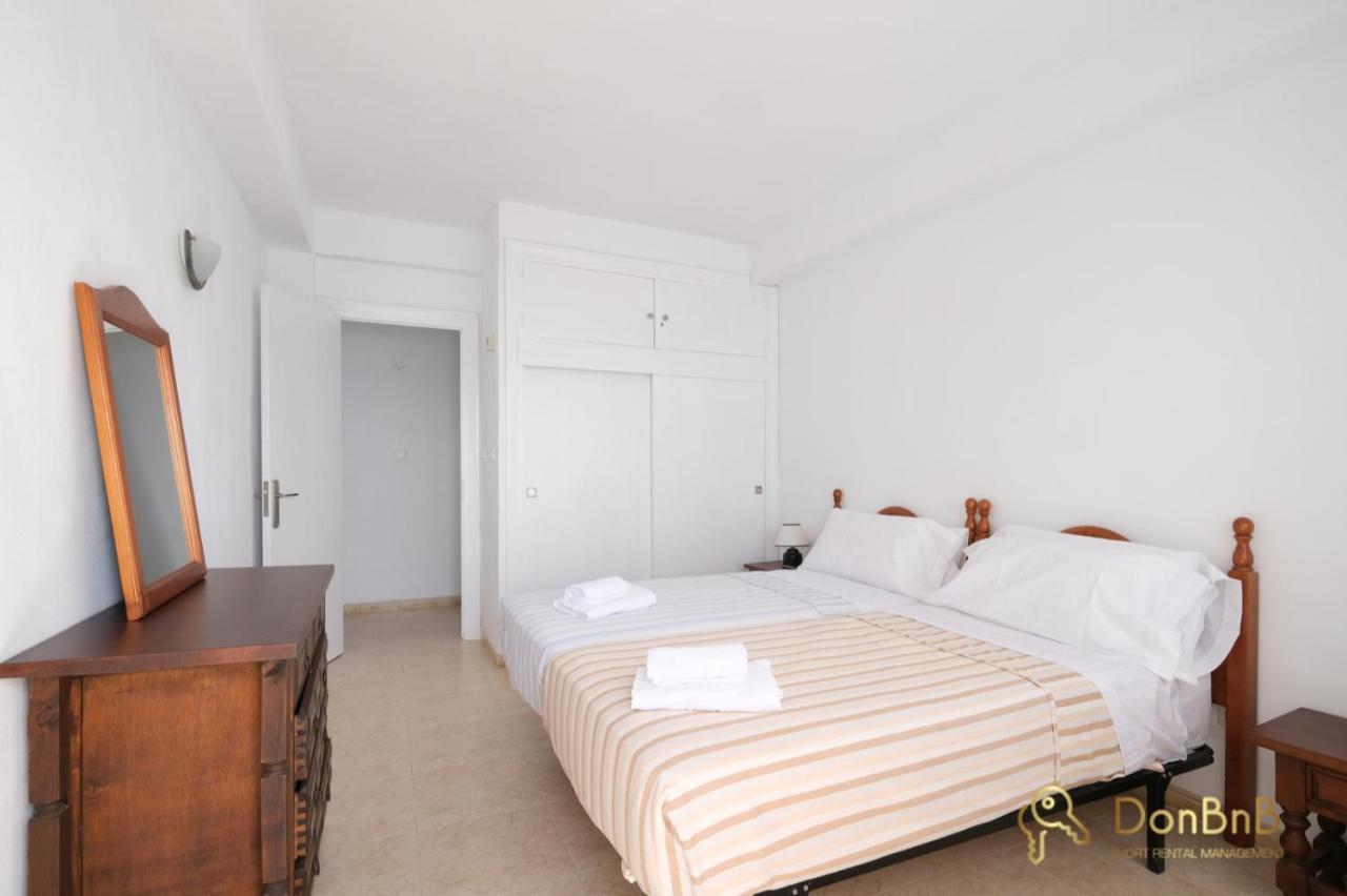 Apartamento Con Piscina En La Primera Linea De Playa De Fuengirola Exteriör bild