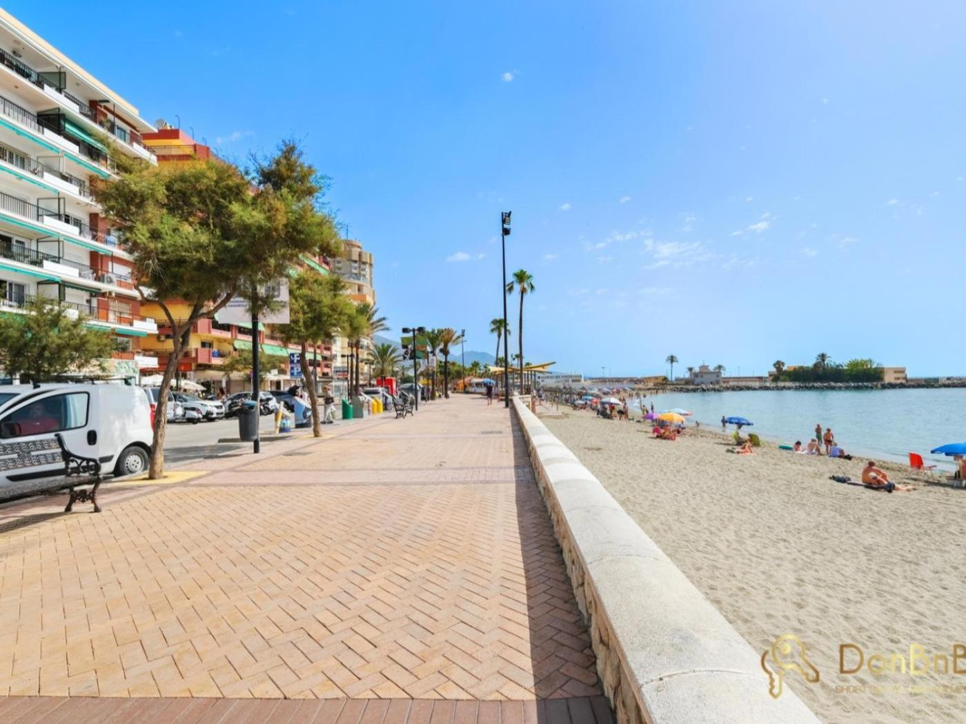 Apartamento Con Piscina En La Primera Linea De Playa De Fuengirola Rum bild