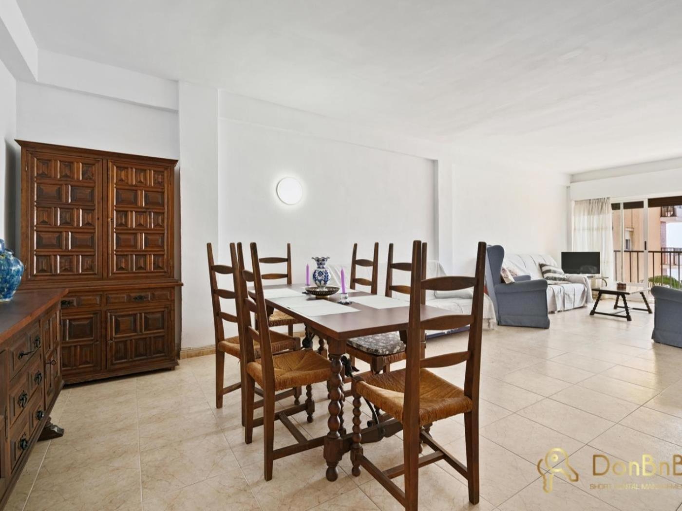 Apartamento Con Piscina En La Primera Linea De Playa De Fuengirola Rum bild