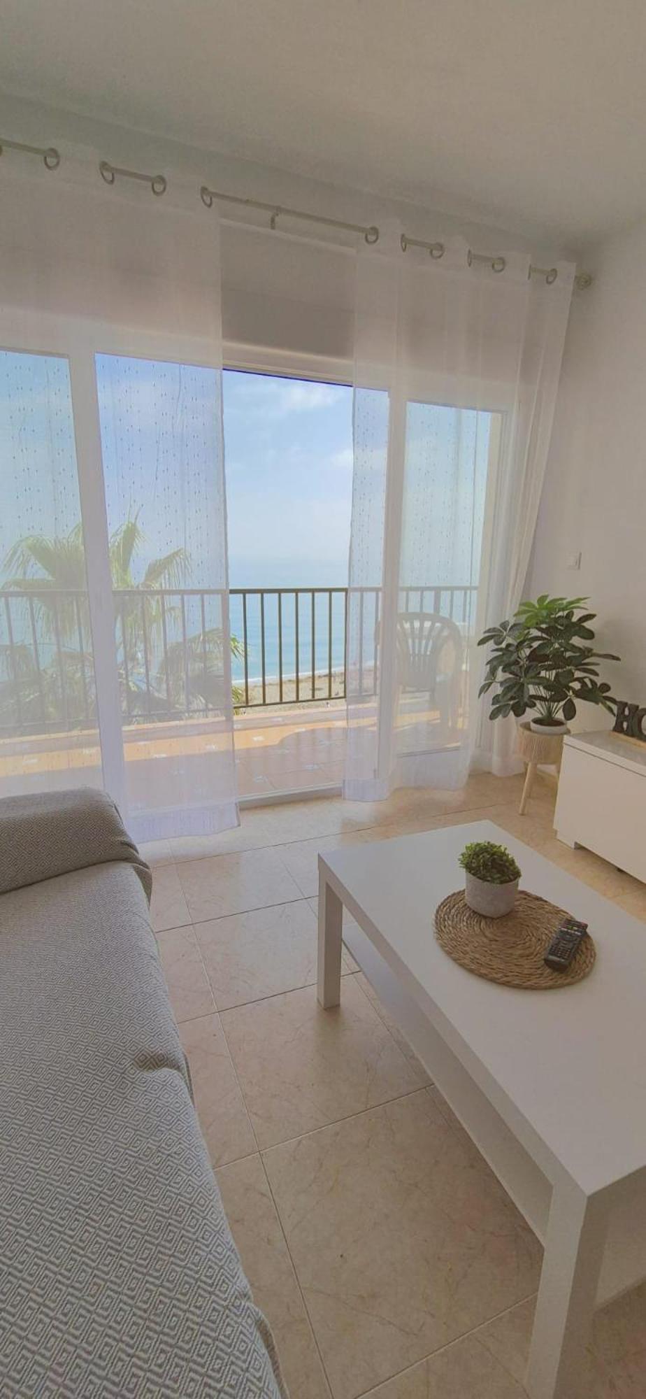 Apartamento Con Piscina En La Primera Linea De Playa De Fuengirola Exteriör bild