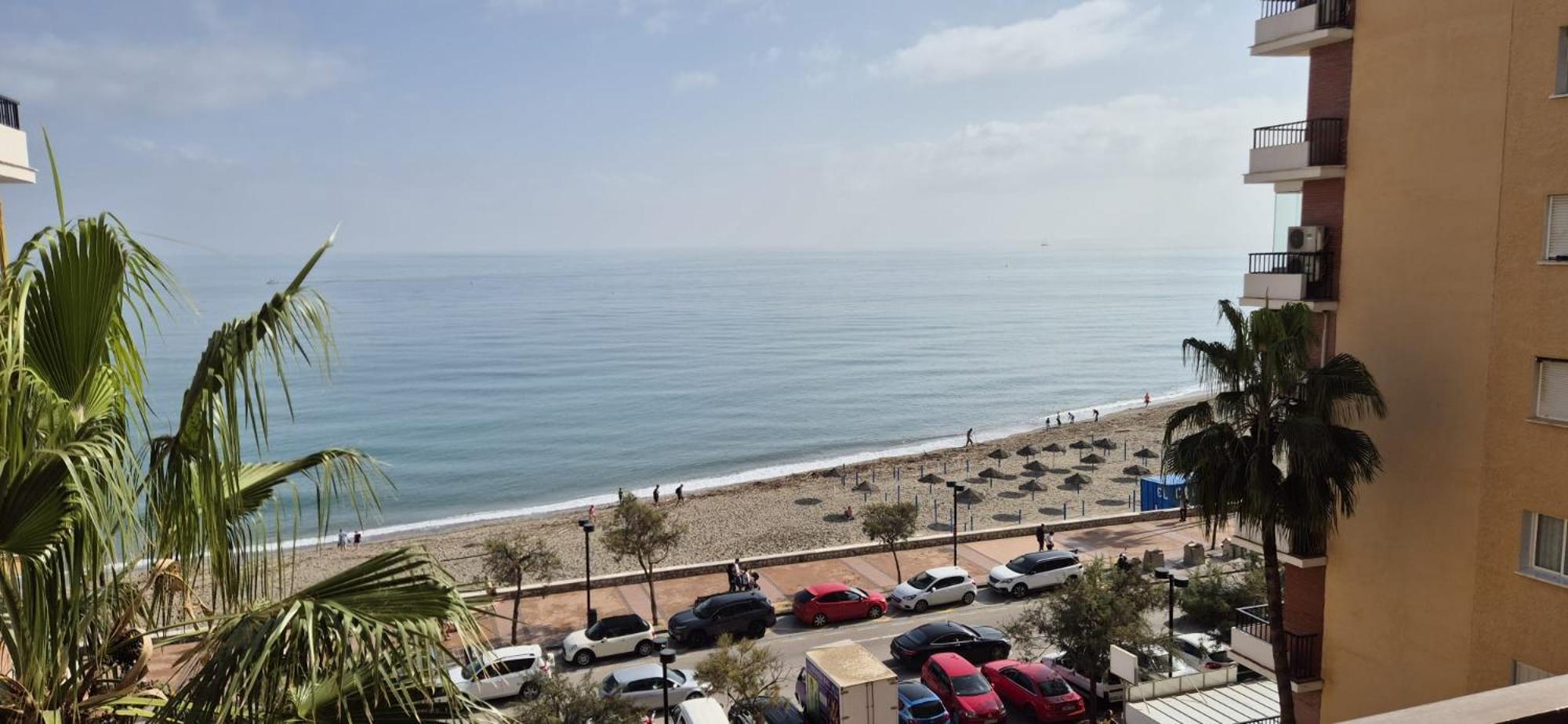Apartamento Con Piscina En La Primera Linea De Playa De Fuengirola Exteriör bild